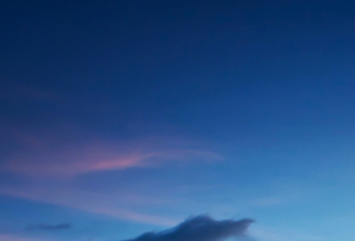 建筑空間城市夜晚風(fēng)光手機(jī)壁紙海報(bào)