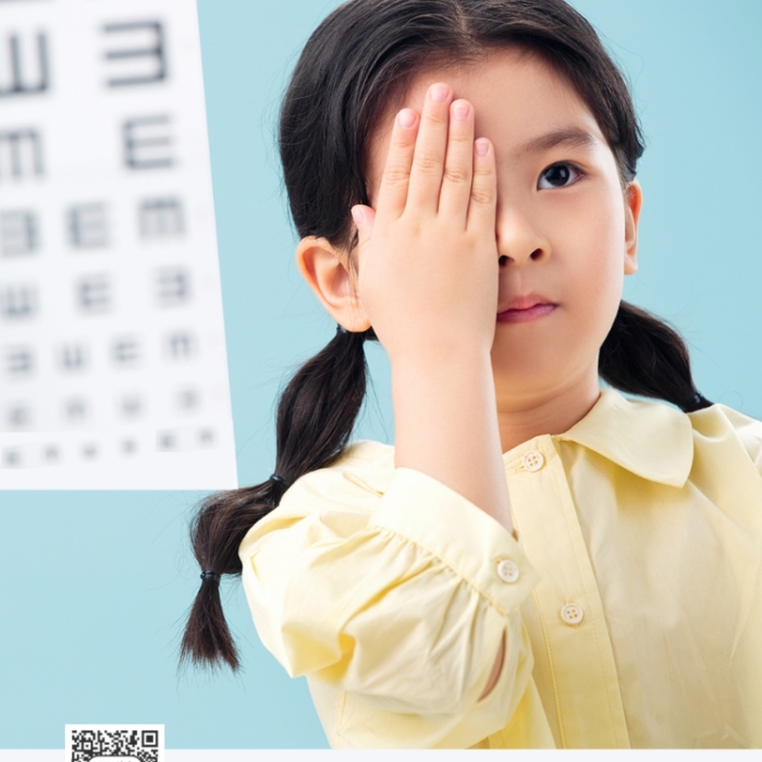 保護(hù)視力攝影圖海報