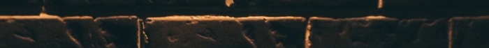 簡(jiǎn)約大氣攝影風(fēng)墻壁燈光晚安勵(lì)志攝影圖海報(bào)