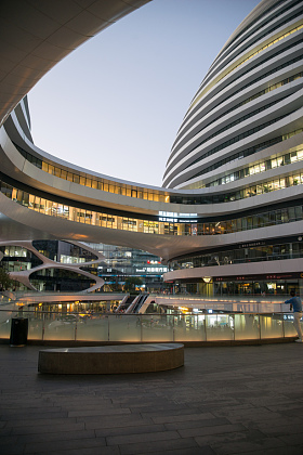 北京银河SOHO照片