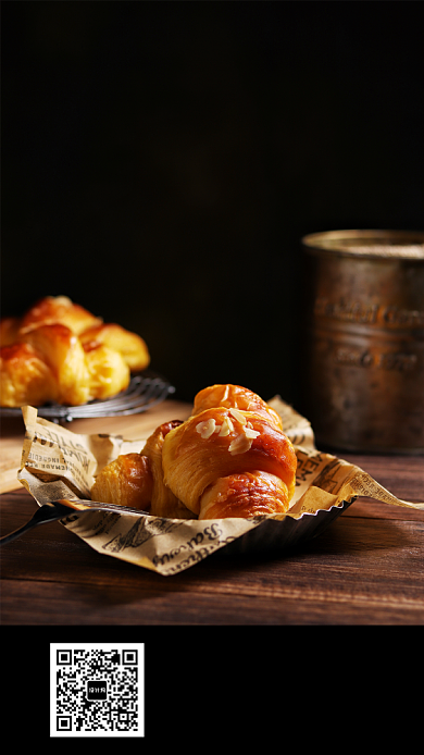 面包促销手机海报背景