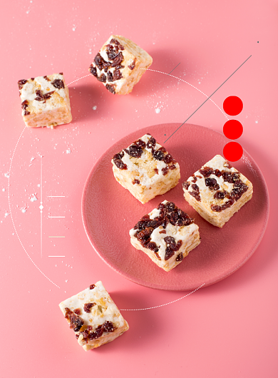 粉色甜品雪花酥印刷海报背景