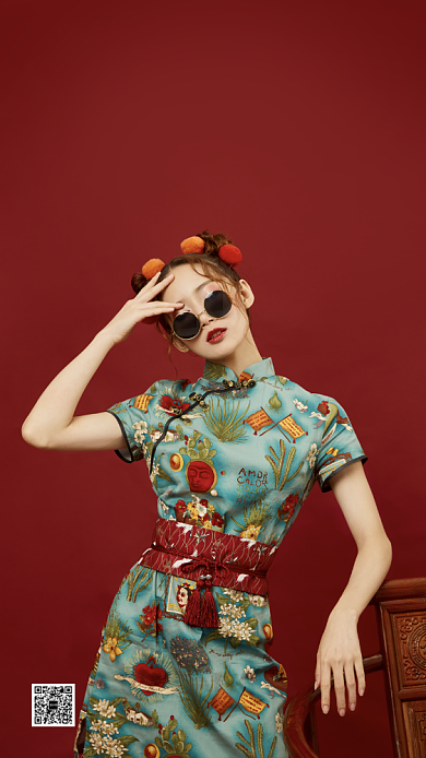 大红色中国风国潮服装海报背景