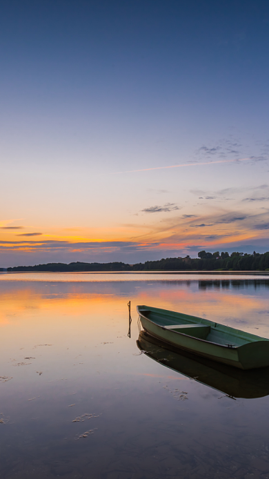 渔船风光日出倒影手机壁纸海报背景