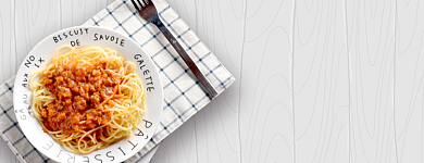 炸酱面店招特价大促背景