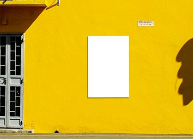 户外墙面海报样机