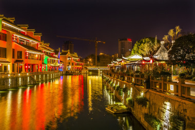 水运河附近南昌寺江苏无锡夜