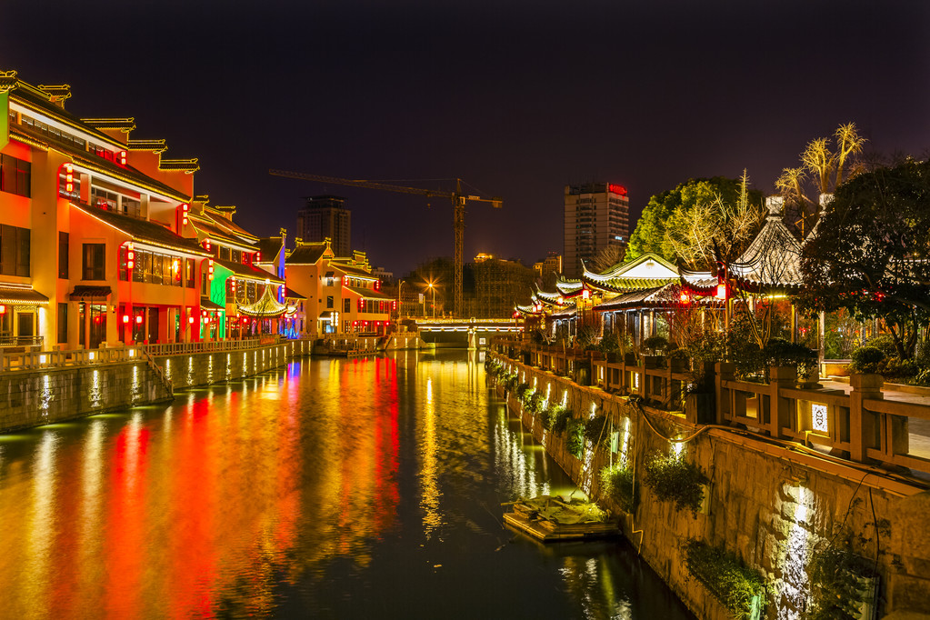 水运河附近南昌寺江苏无锡夜
