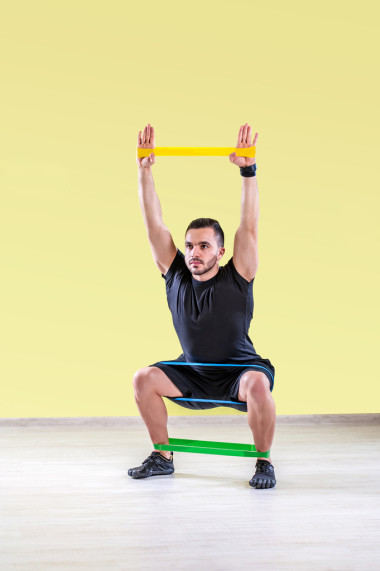 體育人做健身房訓(xùn)練圖片