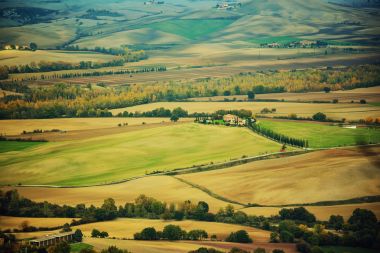 在托斯卡纳的波浪字段