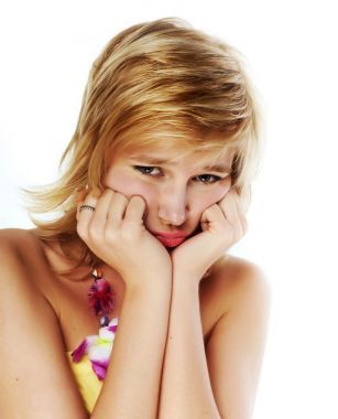 悲傷的年輕的金發(fā)女郎，工作室拍攝