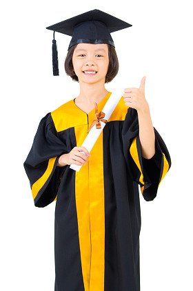 快乐的亚洲孩子