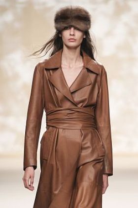 当西蒙 Ravizza 显示