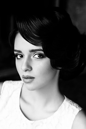 有吸引力的性感女人的画像