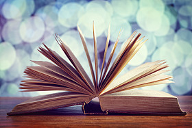 阅读故事和教育