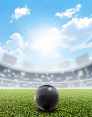 鉛球的球場(chǎng)和綠色草坪