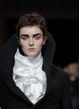 阿加諾維奇作為巴黎時裝周的一部分