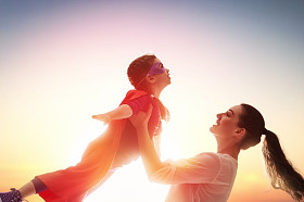 快乐充满爱的家庭