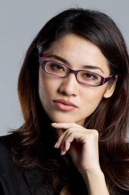 嚴肅的商業(yè)女人圖片