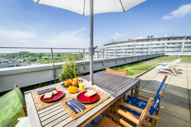 屋顶顶阳台外墙