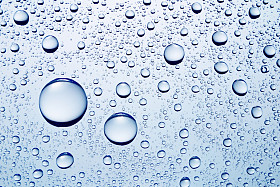 滴眼液的水宏照片图片