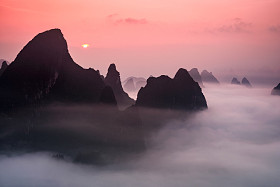 桂林中国岩溶山地