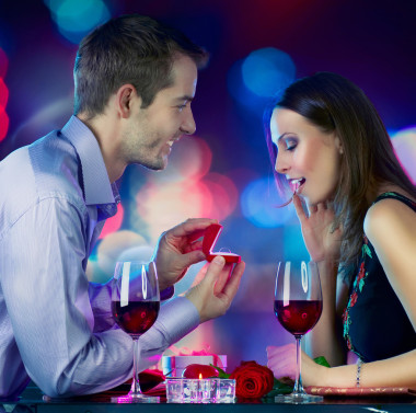 情人節(jié)那天。求