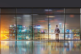 商人在办公室照片