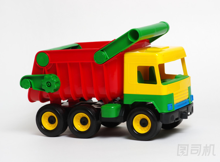 玩具車上白色孤立