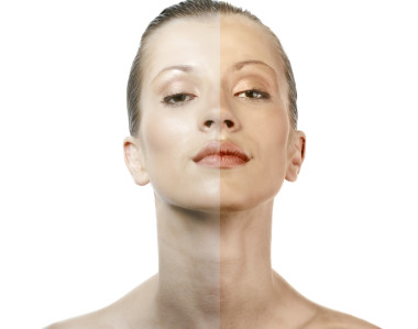 显示差异的脸 tan 的女孩