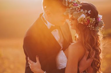 有吸引力的婚禮夫婦