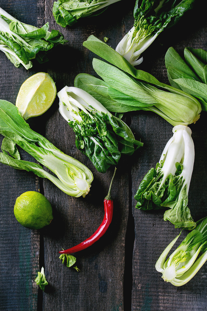 各式各樣的原料白菜圖片