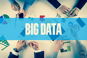 业务团队工作在桌子上