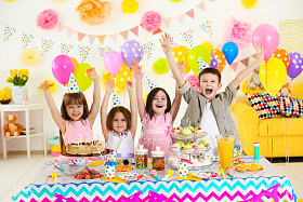 快乐群孩子生日聚会玩乐