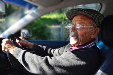 汽車駕駛圖片