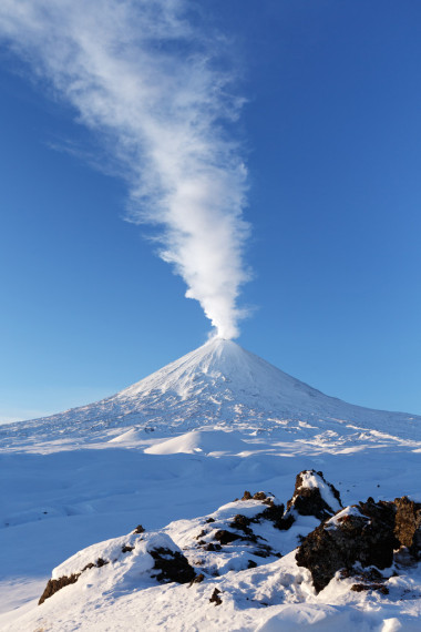 火山噴發(fā) Klyuchevskoy 火山-活躍的火山，在堪察加半島