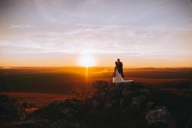 有吸引力的婚礼夫妇图片
