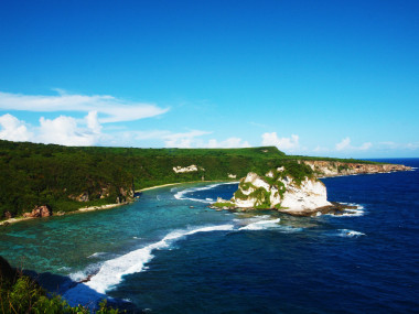 塞班岛鸟岩图片
