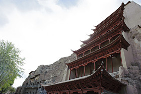 敦煌莫高窟的建筑图片