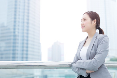 業(yè)務的女人微笑和期待