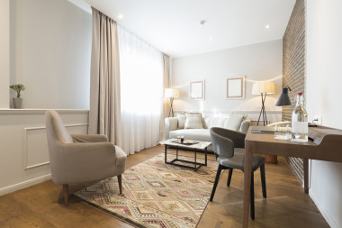 現(xiàn)代客廳圖片