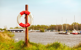 生活的航标，洛夫伊湖湖