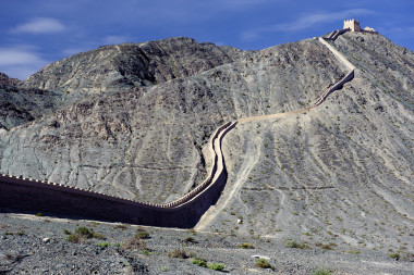 嘉魚(yú)關(guān)長(zhǎng)城