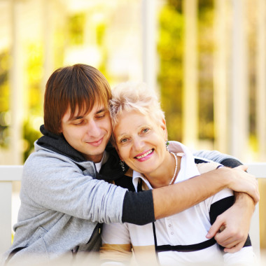 幸福的母亲和儿子