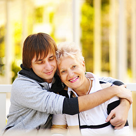 幸福的母亲和儿子