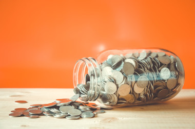 與篩選器為玻璃投資概念錢存錢