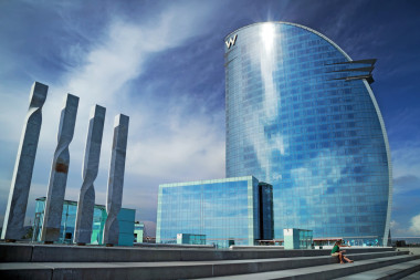 西班牙巴塞羅那-2014 年 9 月 29 日。在巴塞羅那，西班牙的巴塞羅那 W 酒店