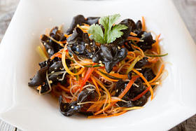 中国蘑菇小吃图片