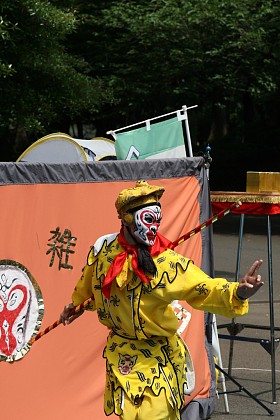 杂技演员图片