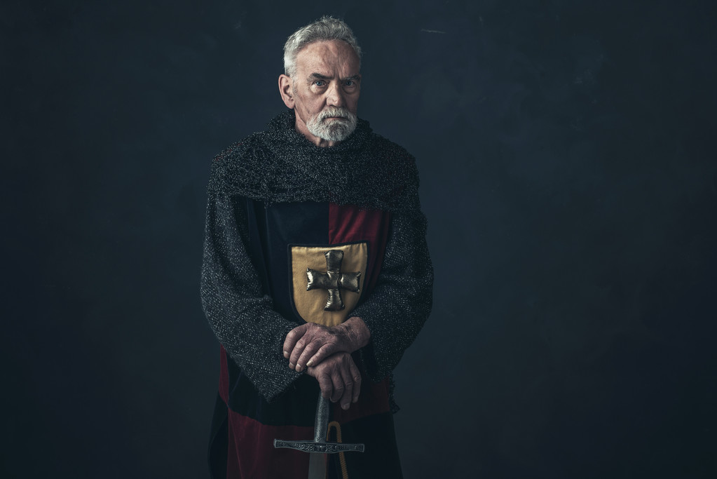 在 hauberk 的高级骑士 在 hauberk 的高级骑士